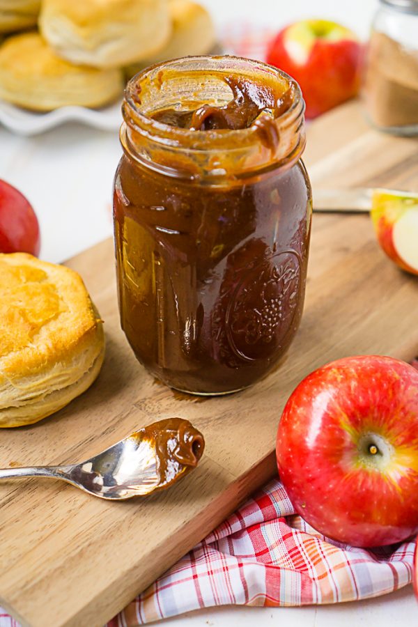 The BEST Homemade Recipe For Apple Butter - The Love Nerds