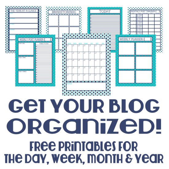 Free Blog Organizer Materials - Materials will help you get organized daily, weekly, monthly, and yearly! @ The Love Nerds {https://thelovenerds.com}