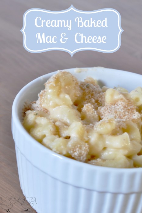 Creamy Baked Mac and Cheese Recipe {The Love Nerds} #pasta #macandcheese #partyrecipe 