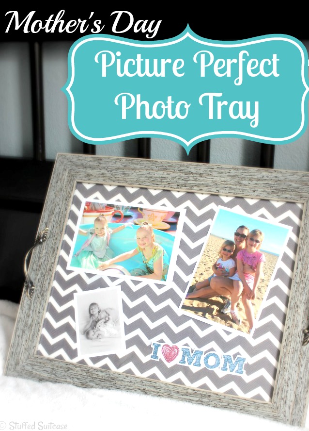 Make a personal Mother's Day Gift with this Picture Perfect Photo Tray {The Love Nerds} #crafts #diy #photoproject 