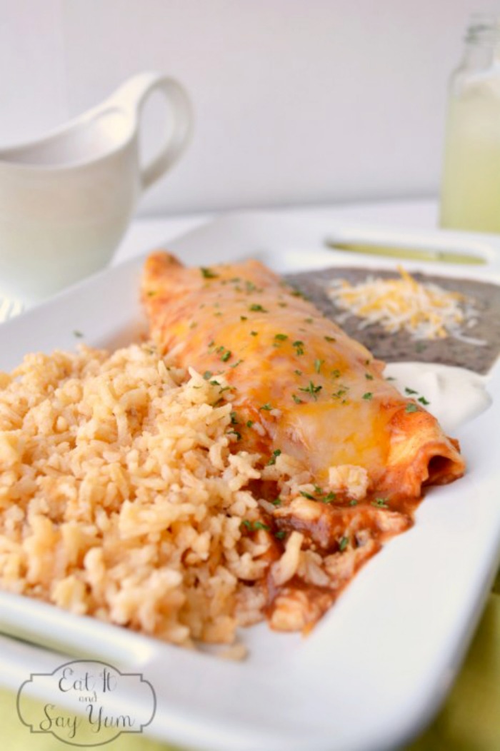 Easy Chicken Enchiladas - Delicious meal to add to your menu rotation! {The Love Nerds} #recipe #mexicaninspired #enchiladas