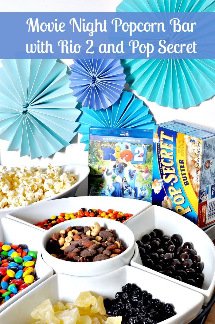 Make your movie night at home watching Rio 2 special with a fun Pop Secret popcorn bar! We even have Blu's favorite blueberries! {The Love Nerds} #PopForRio2 #PMedia #ad