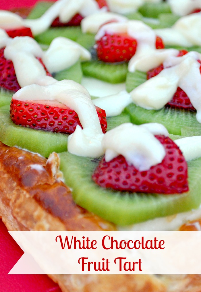 White Chocolate Fruit Tart - Delicious fruit tart with only a few ingredients and an easy puff pastry tart shell! {The Love Nerds} #fruittart #dessert #brunchideas