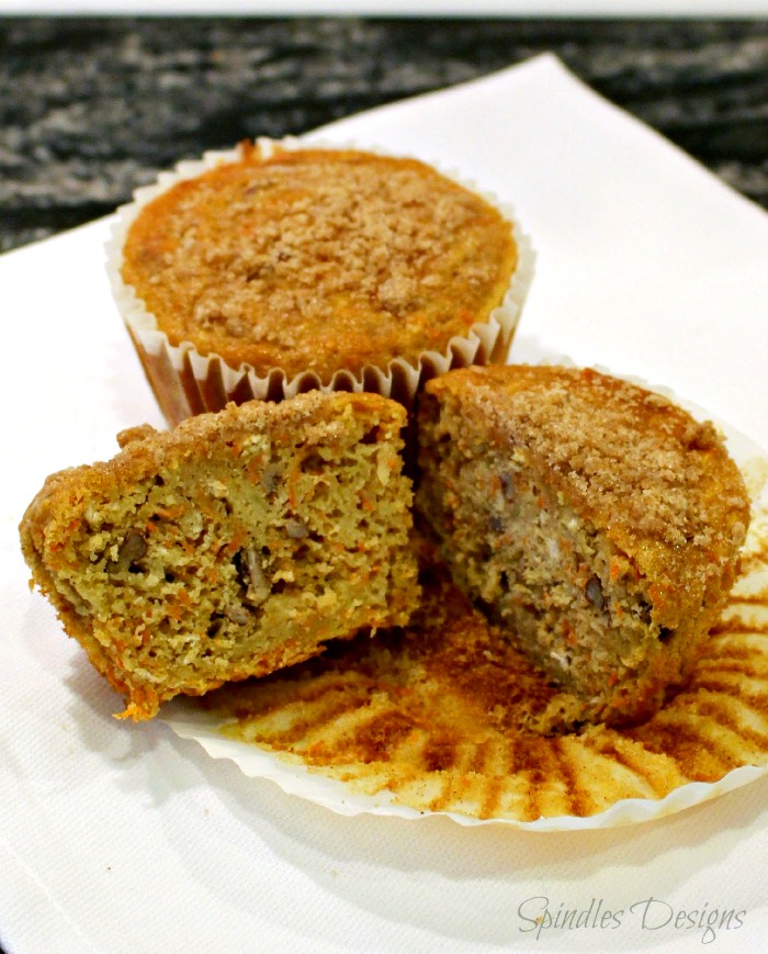 Apple Carrot Muffins - A delicious muffin recipe using the wonderful flavors of fall. These would be perfect to offer for breakfast on a cool morning! {The Love Nerds Apple Series}