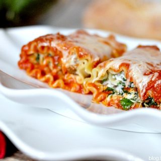 Spinach and Sausage Lasagna Rolls