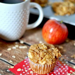 4 Tips for a Strong Morning Routine {with Yummy Dutch Apple Pie Muffins}