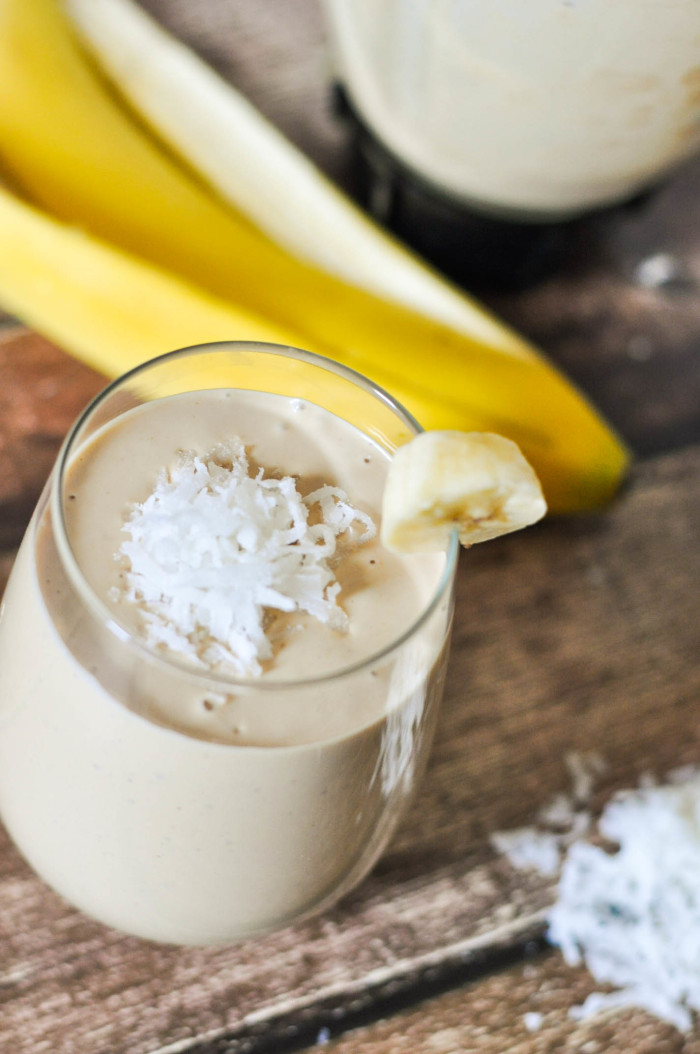 Satisfying Peanut Butter Coconut Smoothie Recipe - a rich and creamy smoothie recipe that pairs salty with the perfect touch of sweet. |The Love Nerds
