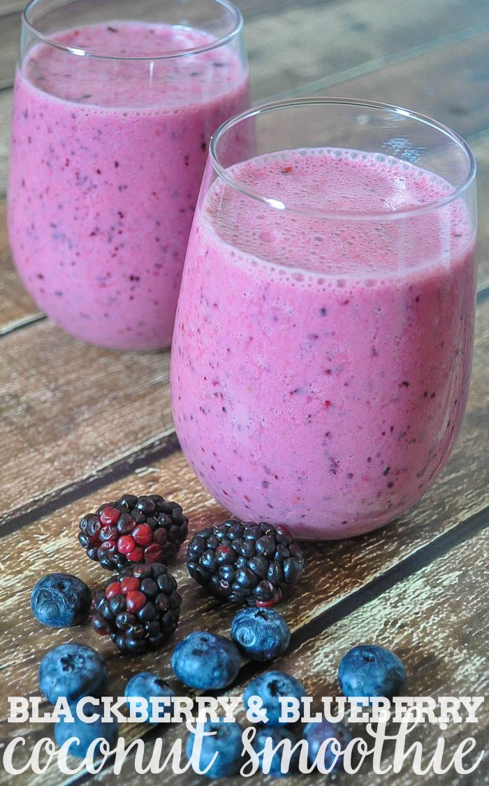 Blackberry and Blueberry Coconut Smoothie - Start the day off right or have a delicious afternoon pick me up with this easy and healthy smoothie recipe! | The Love Nerds #SamsClubMag #Ad 