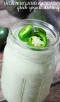 Delicious and Creamy Jalapeno Avocado Salad Dressing = Perfect for salads, burrito bowls, and chicken wraps! | The Love Nerds