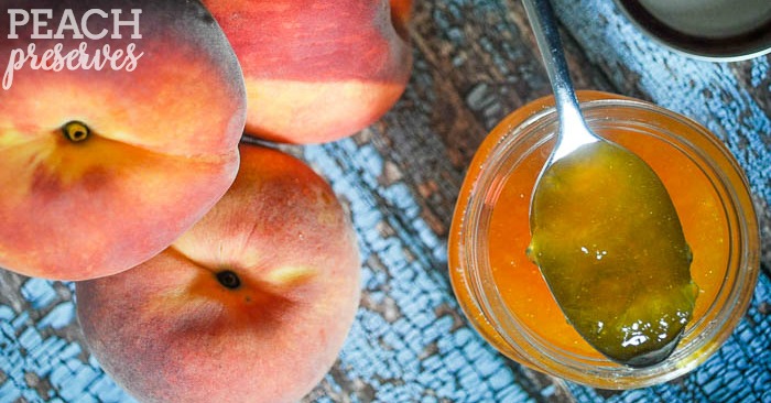 Microwave Peach Preserves Recipe- Take your morning toast to a whole new level with these delicious peach preserves! Plus, they take only 30 minutes! | The Love Nerds