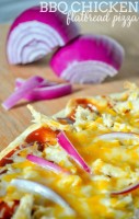 BBQ Chicken Flatbread Pizza - Homemade Pizza doesn't have to be hard! This recipe takes 15 minutes, making it a yummy, quick meal idea or game day item! | The Love Nerds