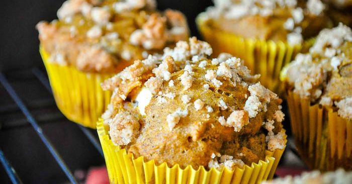 Pumpkin Cream Cheese Muffins - A flavorful fall recipe that is perfect for a cool fall breakfast, an afternoon treat or even Thanksgiving! | The Love Nerds #ad #silkholidays