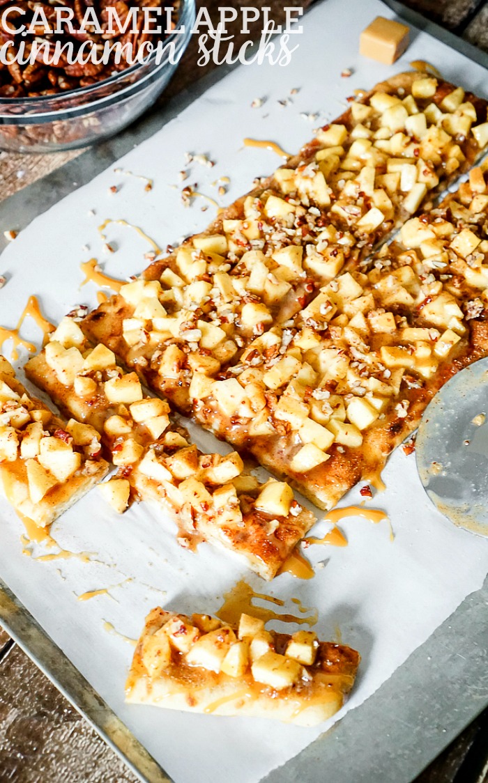 Take the classic cinnamon sticks dessert and make it even better! These Caramel Apple Cinnamon Sticks are overflowing with yumminess! | The Love Nerds #ad #naantraditional