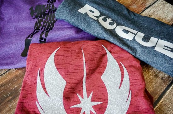Making your own nerd shirts is so easy! Come see how I made these DIY Star Wars Shirts and get crafting! | The Love Nerds