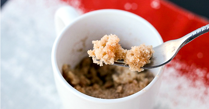 Snickerdoodle Mug Cake - an easy and delicious treat! | The Love Nerds' Contributors