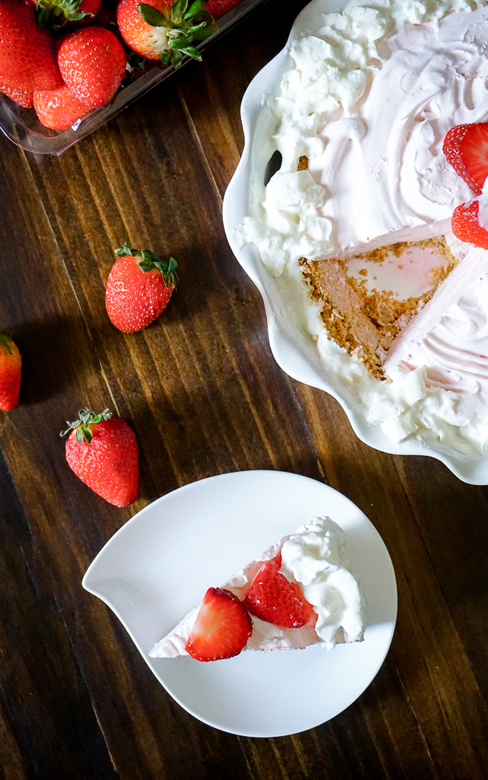 Frozen Strawberry Yogurt Pie - A quick prep pie recipe that is perfect for spring and summer! | The Love Nerds