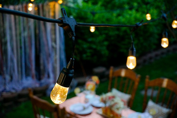 Simple Ideas for Throwing a Gorgeous Outdoor Dinner Party | The Love Nerds #ad #EnbrightenLife @jascoproducts