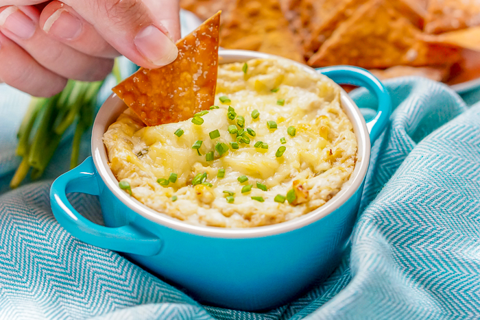 Creamy Crab Rangoon Dip with Wonton Chips - A hot dip perfect for cool fall nights and game day food! | #ad #SNPSweepstakes #HealthyHeartPledge