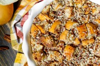 Pecan Pie French Toast Bake is warm, nutty, and holiday perfection! This brunch recipe will make you happy with every single bite! | The Love Nerds