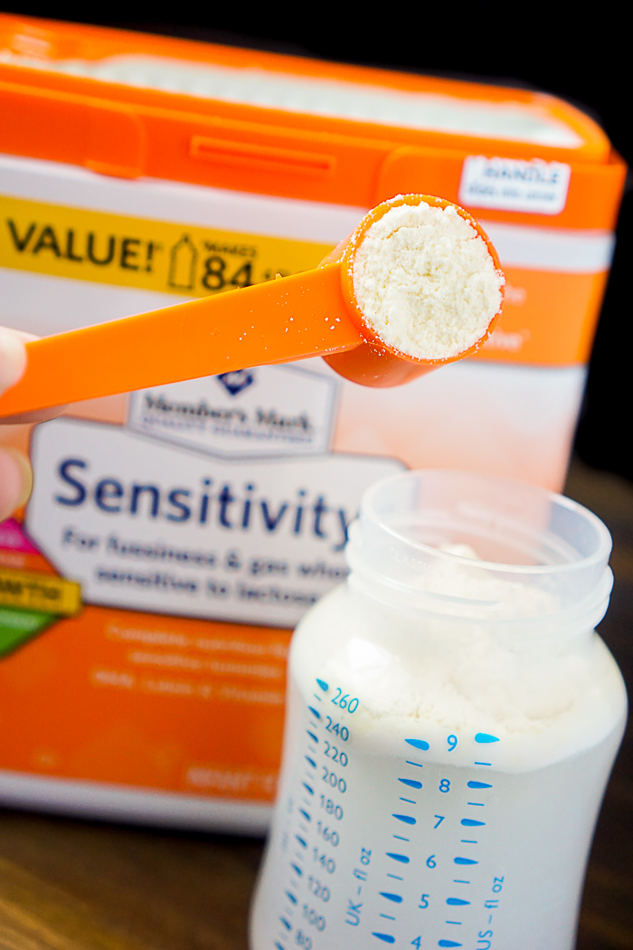 Carefully Choosing the Right Formula for your Baby's Health and Growth AND for your wallet - Member's Mark Sensitive Infant Formula! | The Love Nerds AD MMbabyformula