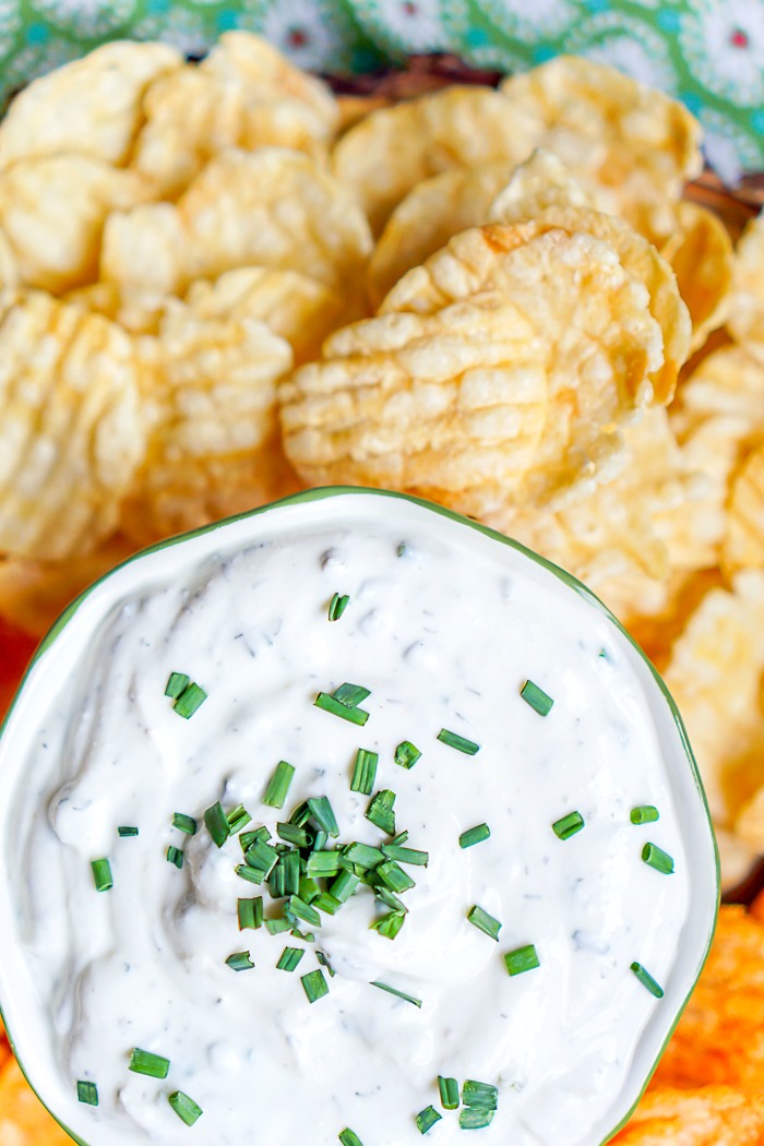 Greek Yogurt Fresh Herb Chip Dip makes party snacking easy and healthier, especially when you pair it with Pop Chips!| The Love Nerds AD #popchipsBigGame