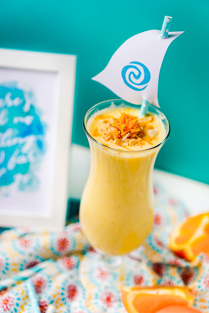 "Moana, Consider the Coconuts" Orange Pineapple Coconut Smoothie Recipe - A flavorful, citrus smoothie that will make you think sun and warmth all year long! | The Love Nerds