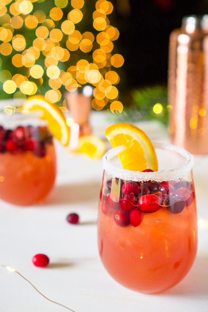 Cranberry Orange Margarita Recipe - Christmas Margaritas for your Holiday Party!