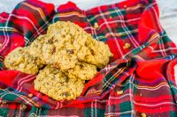 Delicious Cranberry Oatmeal Cookies that make the perfect holiday cookie for Thanksgiving sweets or Christmas dessert! Soft, chewy and full of flavor - everyone will love these cranberry cookies! 