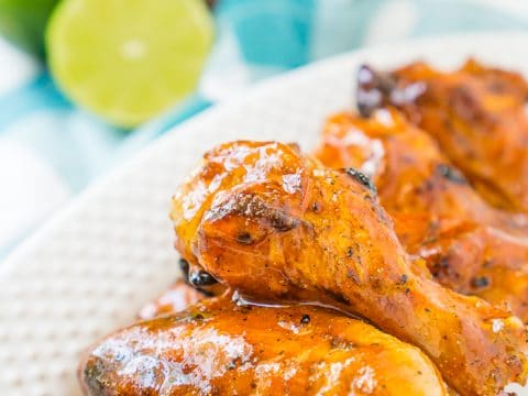 Try these Honey Sriracha Hot Chili Sauce Wings for your next game day , wings